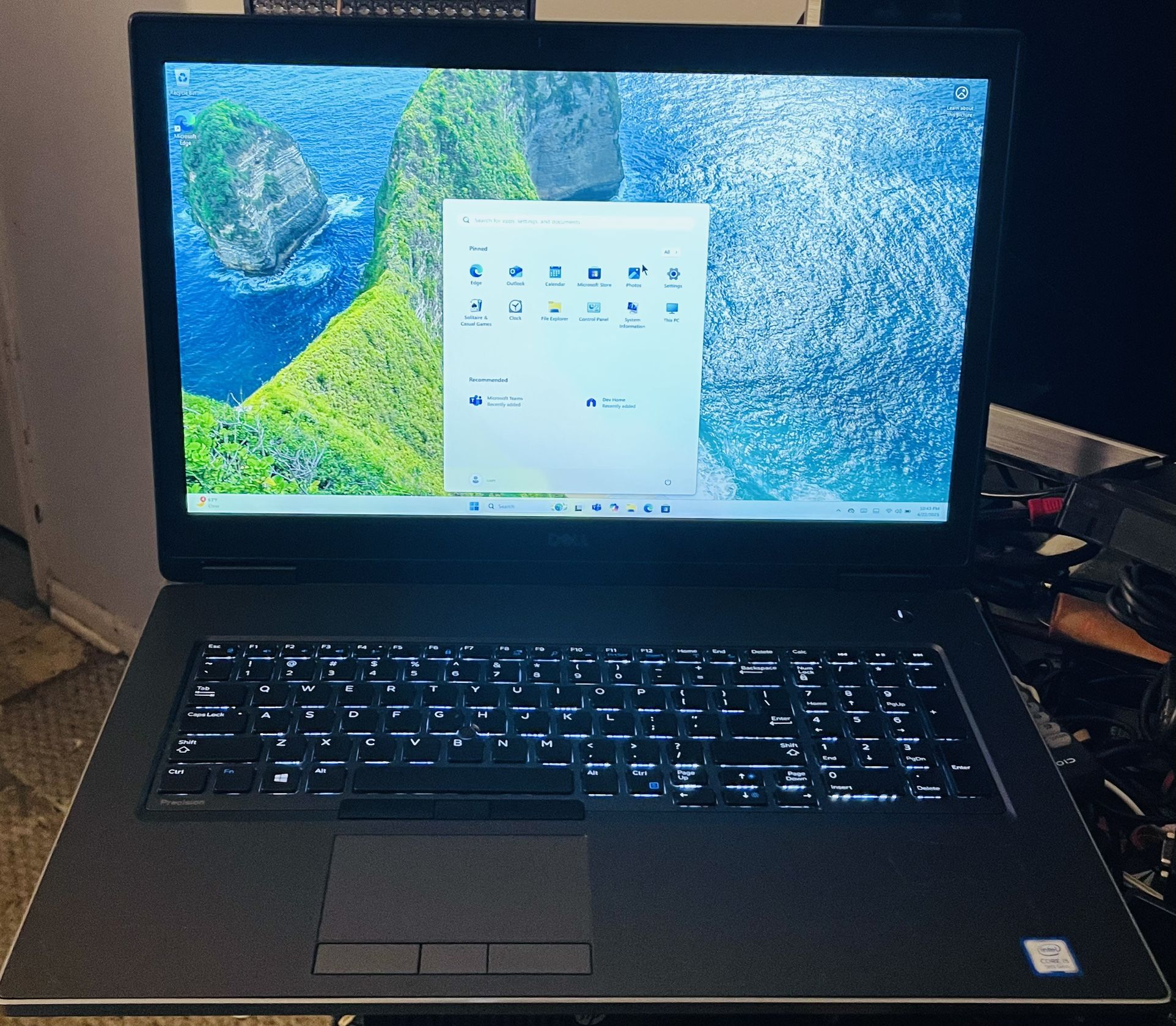 dell precission 7740 windows 11 pro 512gb ssd 32gb ram Quad core i5 9th gen