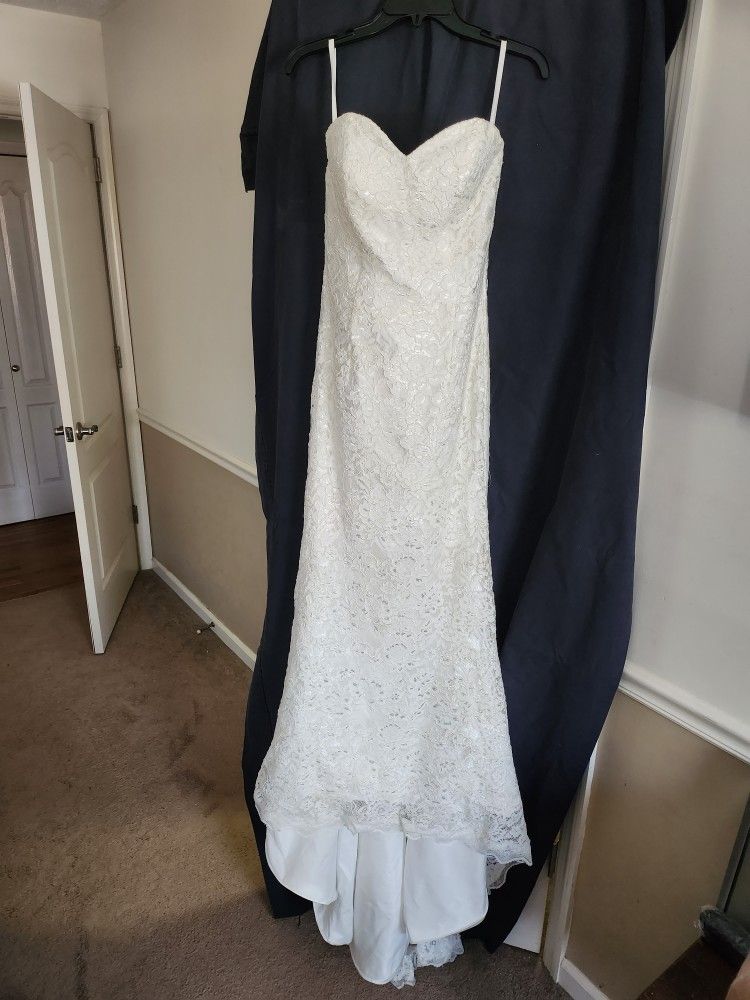 NEW Wedding dress, Size 10