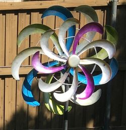 Yard Art - Metal Wind Spinner