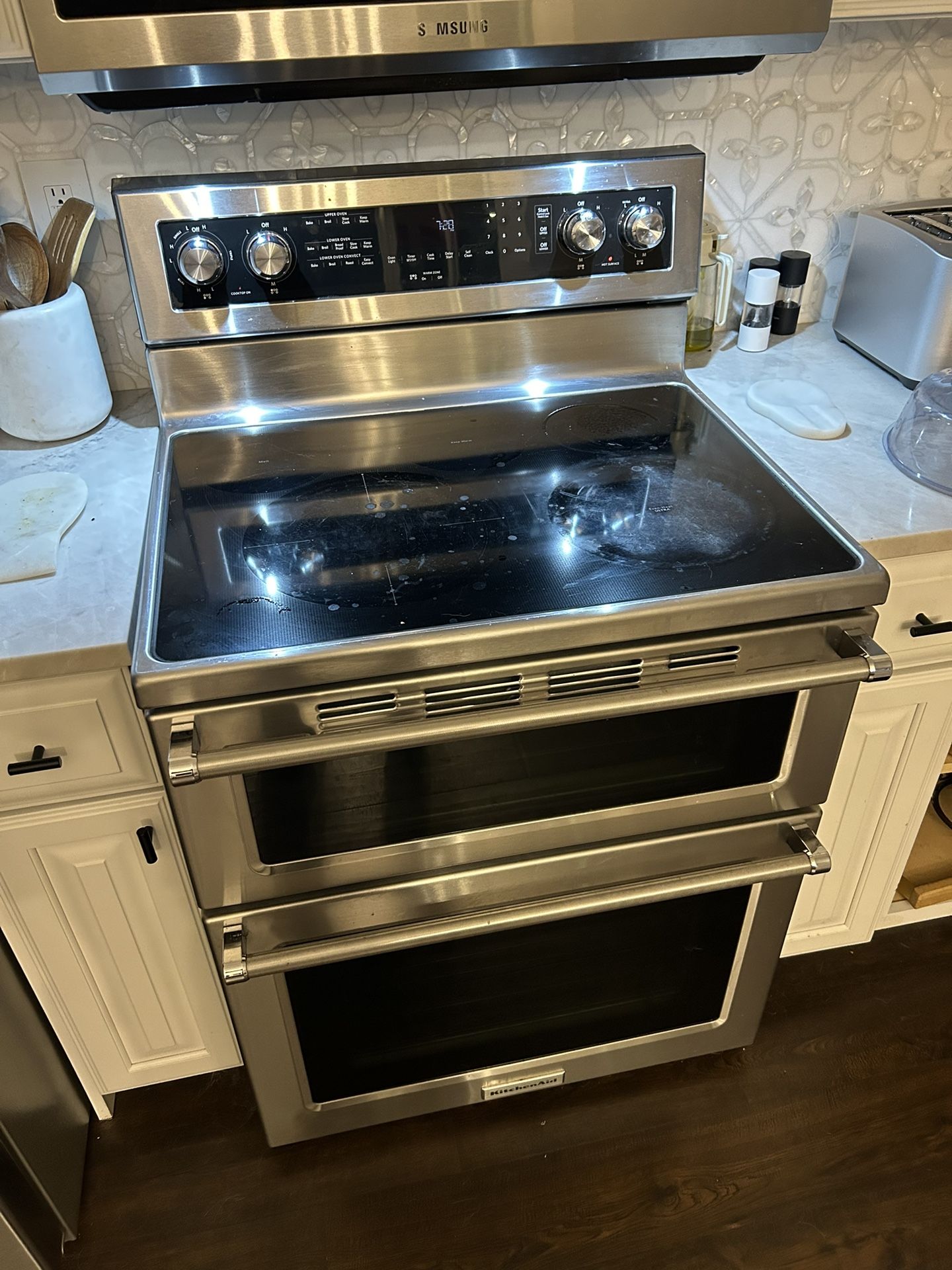 Kitchen Aid Oven And Electric Stove Top 5 Burner