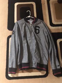 Men’s Nike’s jacket large