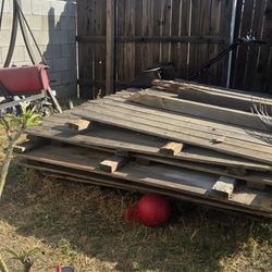 Used Wood Fence 