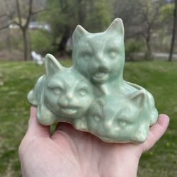 Vintage Ceramic Sage Green Triple Three Cat Planter 5 1/2" Kittens Kitschy