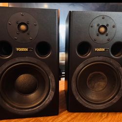 Monitor Speakers - Fostex PM 2
