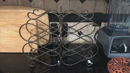 Princess House Meridian wine rack - New