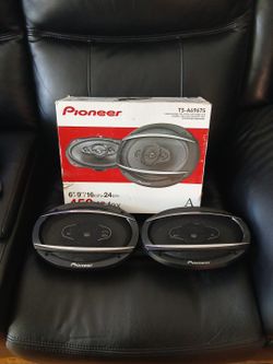 4 fairly New pioneer  6×9