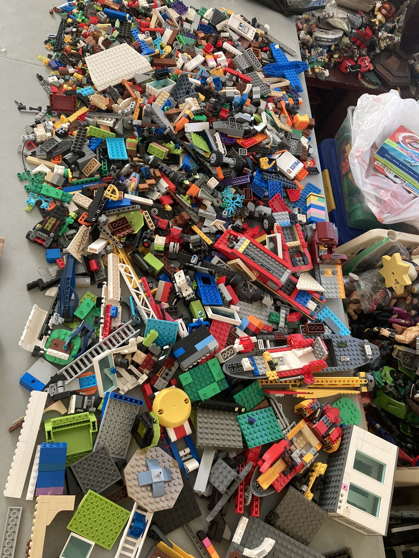 LEGO Bulk Parts Lot L18