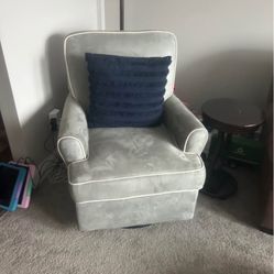 Swivel Rocking Chair 