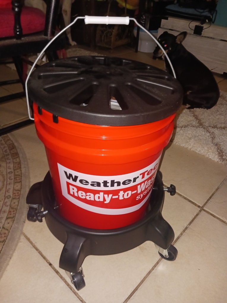 Brand New Never Used 7pc Weather Tec Car Wash Set Has Soap Squegy Cloths Etc This Online 129 Sell 35 Firm