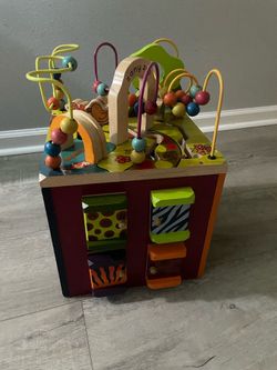 Zany zoo activity wooden cube