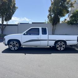 1997 Nissan Hardbody XE