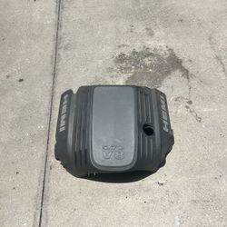 Hemi 5.7 Engine Cover 