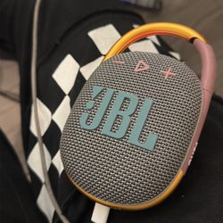 Jbl clip 4