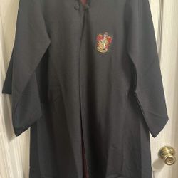 Harry Potter Size xxxs. Fits 6-9 Year Olds. 