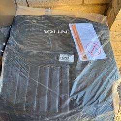 Brand New 22-25 Nissan Sentra Floor Mats 