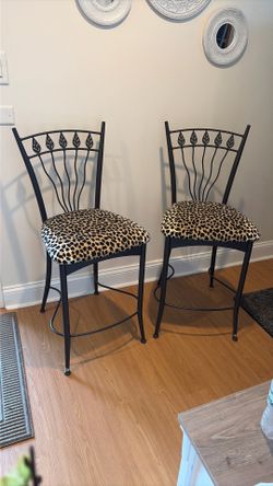 Bar Height Chairs
