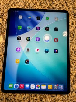 2026 Apple iPad Air 13-inch M4 Chip 128gb Wi-fi - 0 battery cycles - almost like new