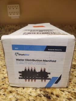 SharkBite RM22712 12 Port Barb Manifold with Brass Ball Valves