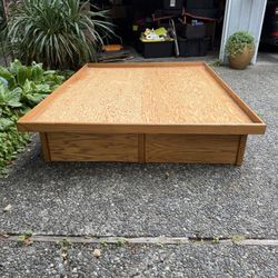 1980s Queen Bedframe 