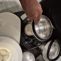 Preethi Mixer Grinder With 3 Jars. Read Description 