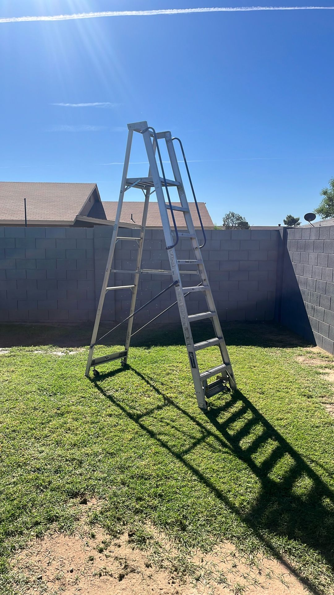 8 Feet Ladder