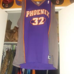 AUTHENTIC Reebok On Court AMAR'E Jersey. 