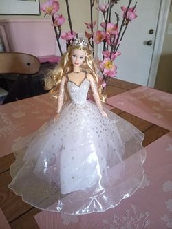 Holiday collectable Barbie with shoes ❤️ beautiful