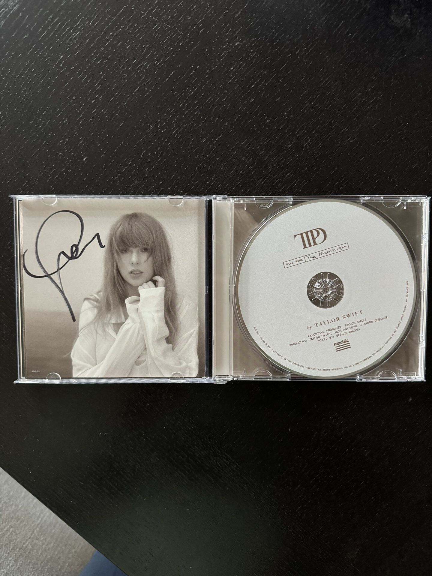 Taylor Swift Tortured Poets Department (TTPD) Signed autographed CD
