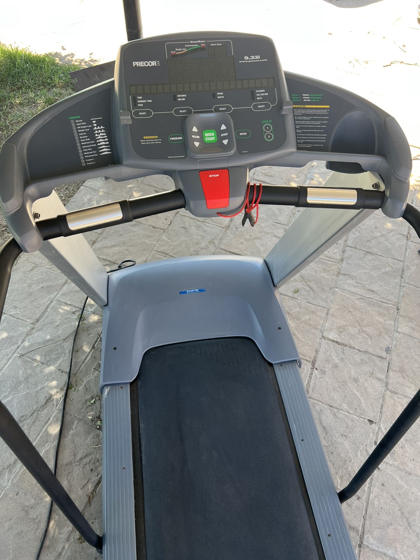 Precor 9.33i Treadmill