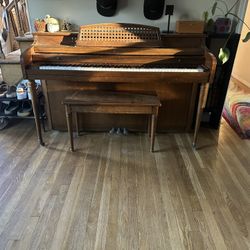 Stand Up Piano