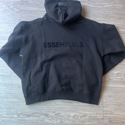 Medium Black Essential Hoodie