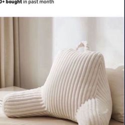 Pillow Heaven NEW White Sit Up Bed 🛌 Position Pillow With 2 Throw Pillows Get All