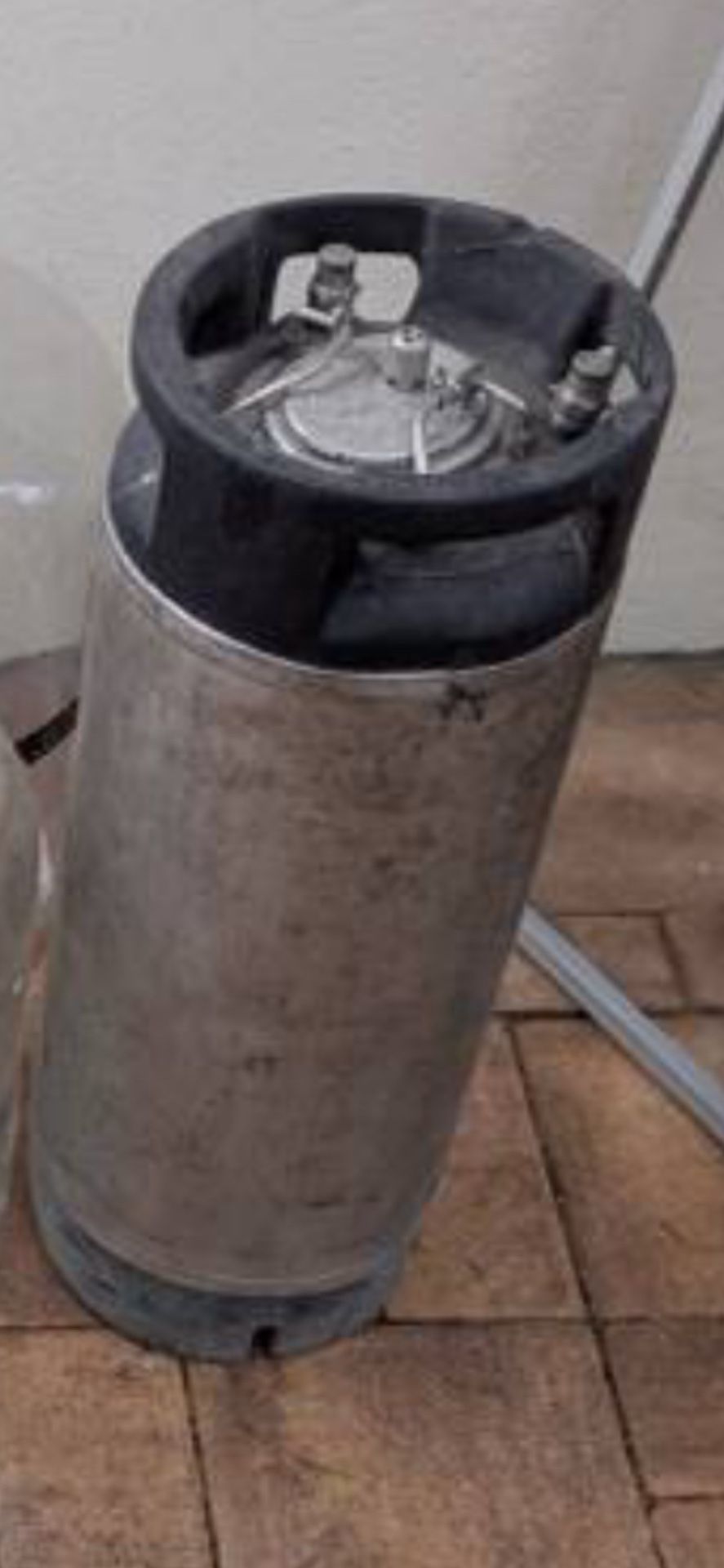 5 gallon Pin Lock Keg Home Brewing