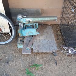 Vintage DeWalt Radio Arm Saw Fully Functional