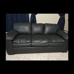 Like new 2 couches 1 chair