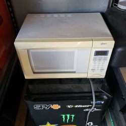 Microwave & Fridge, Small for Sale in Murrieta, CA - OfferUp
