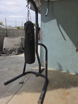 Boxing stand