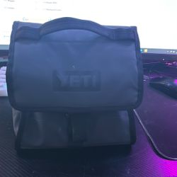 Day Trip Yeti Bag
