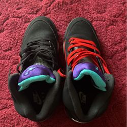 Jordan  Nike 
