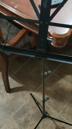 Music Notes Holder