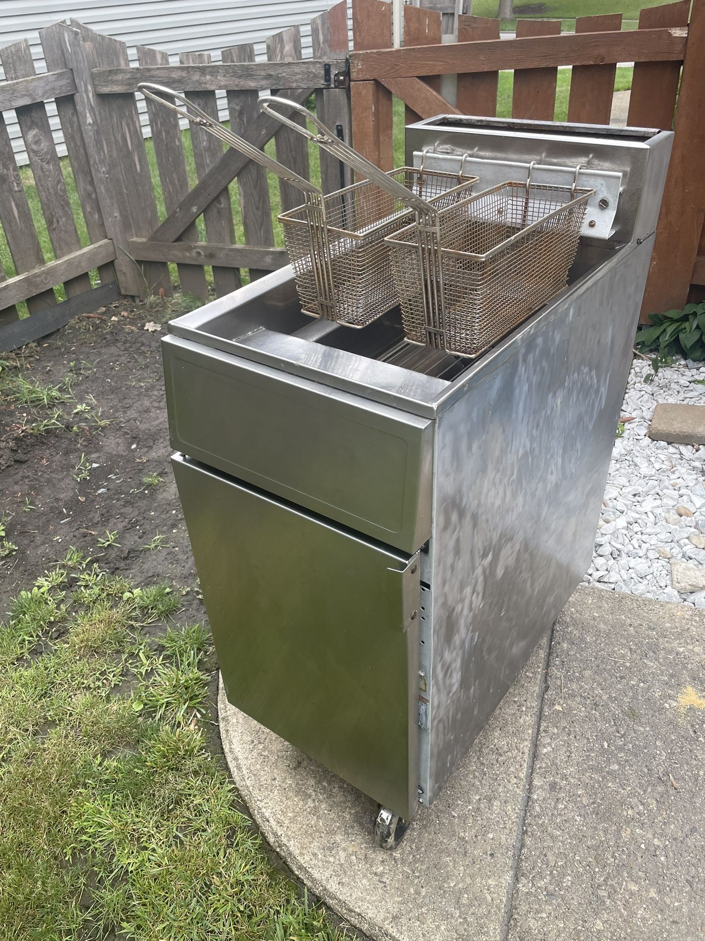 Frymaster GF14 - SD Gas Fryer