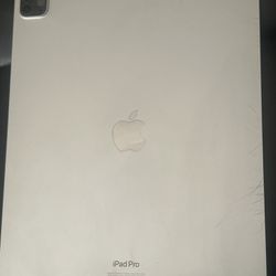 iPad 12.9 6 Gen