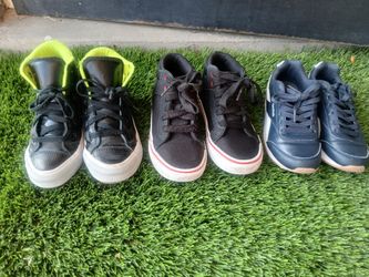 Tenis Para Nin̈os Talla 13 Todos Por 25 Dollares
