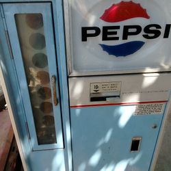 Pepsi Machine 