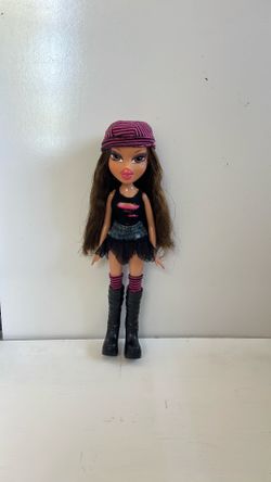 Treasures  Yasmine bratz doll