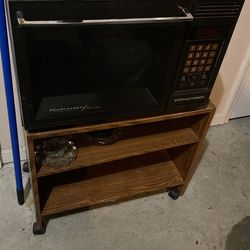 Radarange/Amana Microwave Oven
