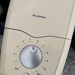 Brookstone filterless air purifier