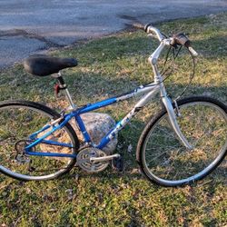 Trek 7200 Mountain Track Hybrid 