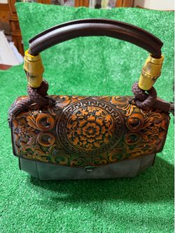 New medium size leather purses