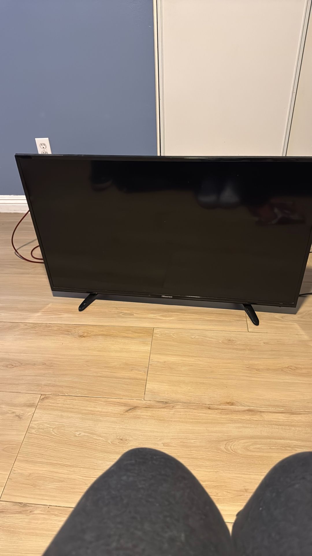 Hisense 36" TV Flat Screen